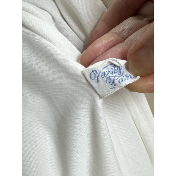 1950s white robe with lace yoke and sheer puffed sleeves by Vanity Fair Size S/M - Picture 7 of 7